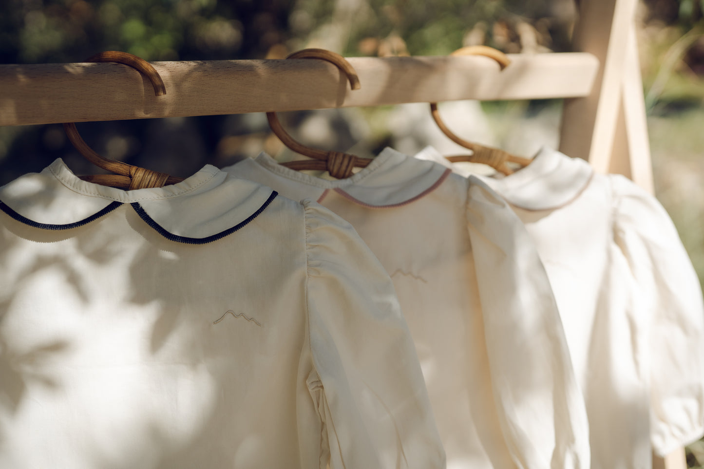 Blusa Infantil de Cuello bebé 3 colores en Algodón Orgánico- Colección Orígenes